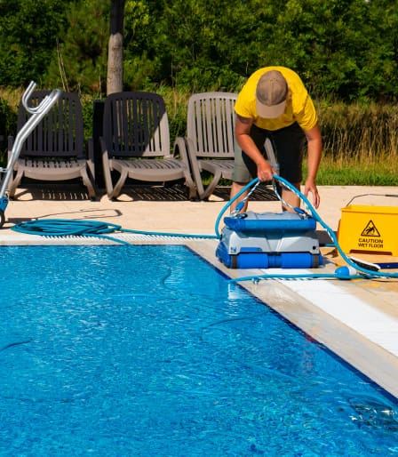 pool maintenance in pompano beach